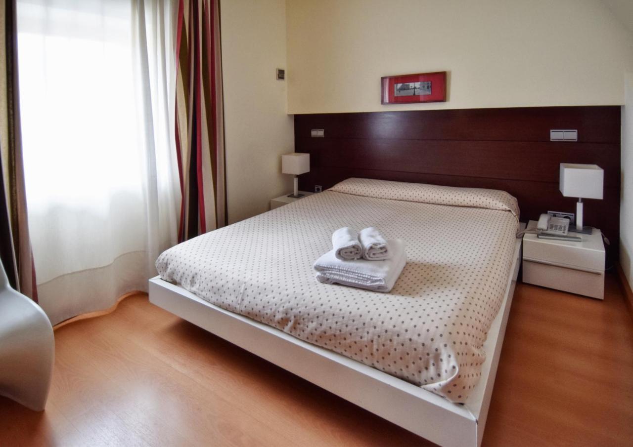 Apartamentos Maria Luisa Burgo Dış mekan fotoğraf